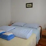بيت للعطل Leni