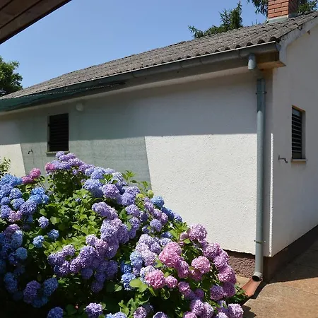 Vakantiehuis Leni