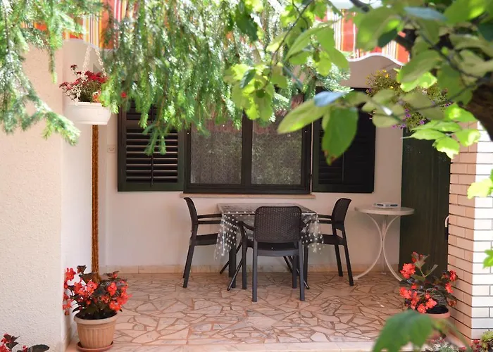 Vakantiehuis Leni Fažana