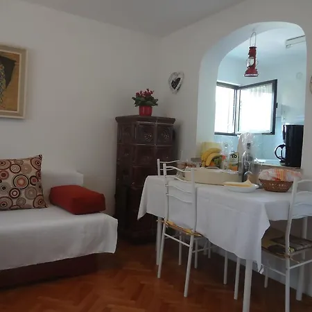 Ferienhaus Holiday Leni *